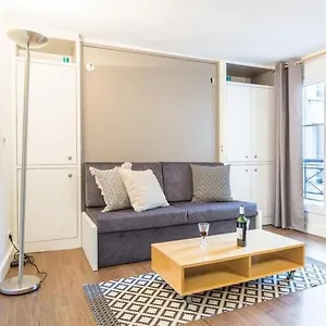 Guestready-designer For 2, Close To Louvre! Paris