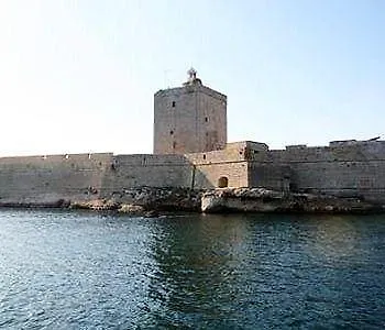 **  Hotel Residence Les Aiguades Port-de-Bouc Frankreich