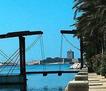 Hotel Residence Les Aiguades Port-de-Bouc